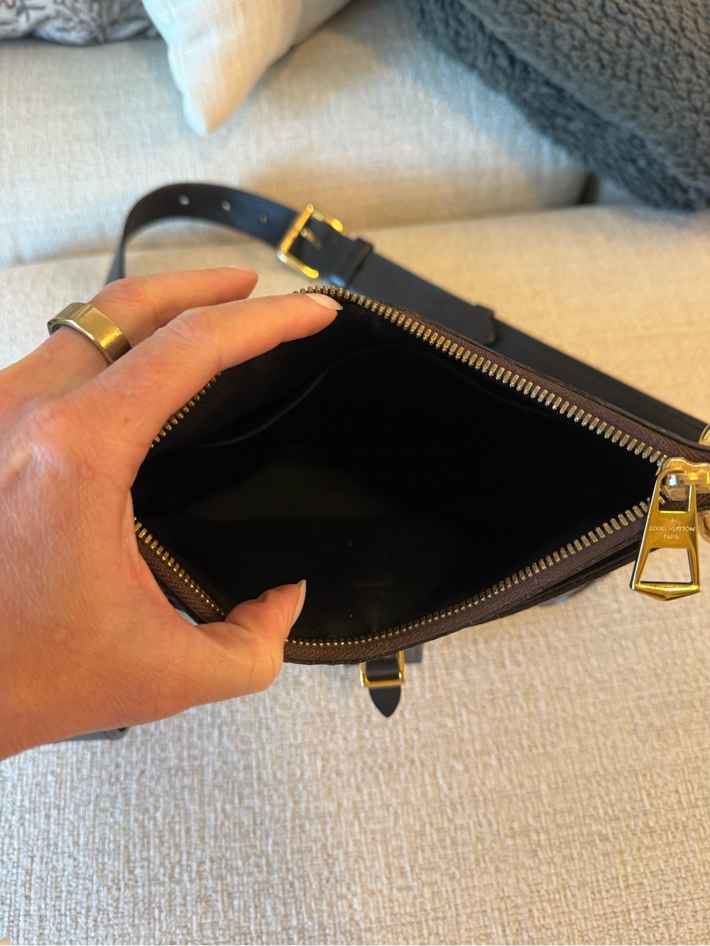 Louis Vuitton Monogram Odeon PM Black leather with Gold Hardware - Picture 9 of 16